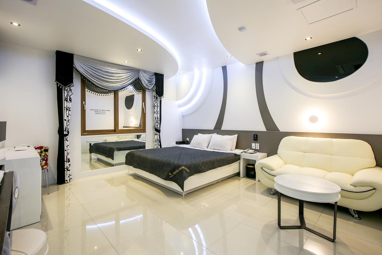 Shell Stone Yeosu Business Hotel Extérieur photo