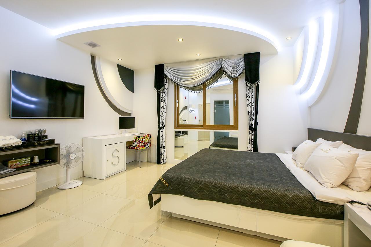Shell Stone Yeosu Business Hotel Extérieur photo