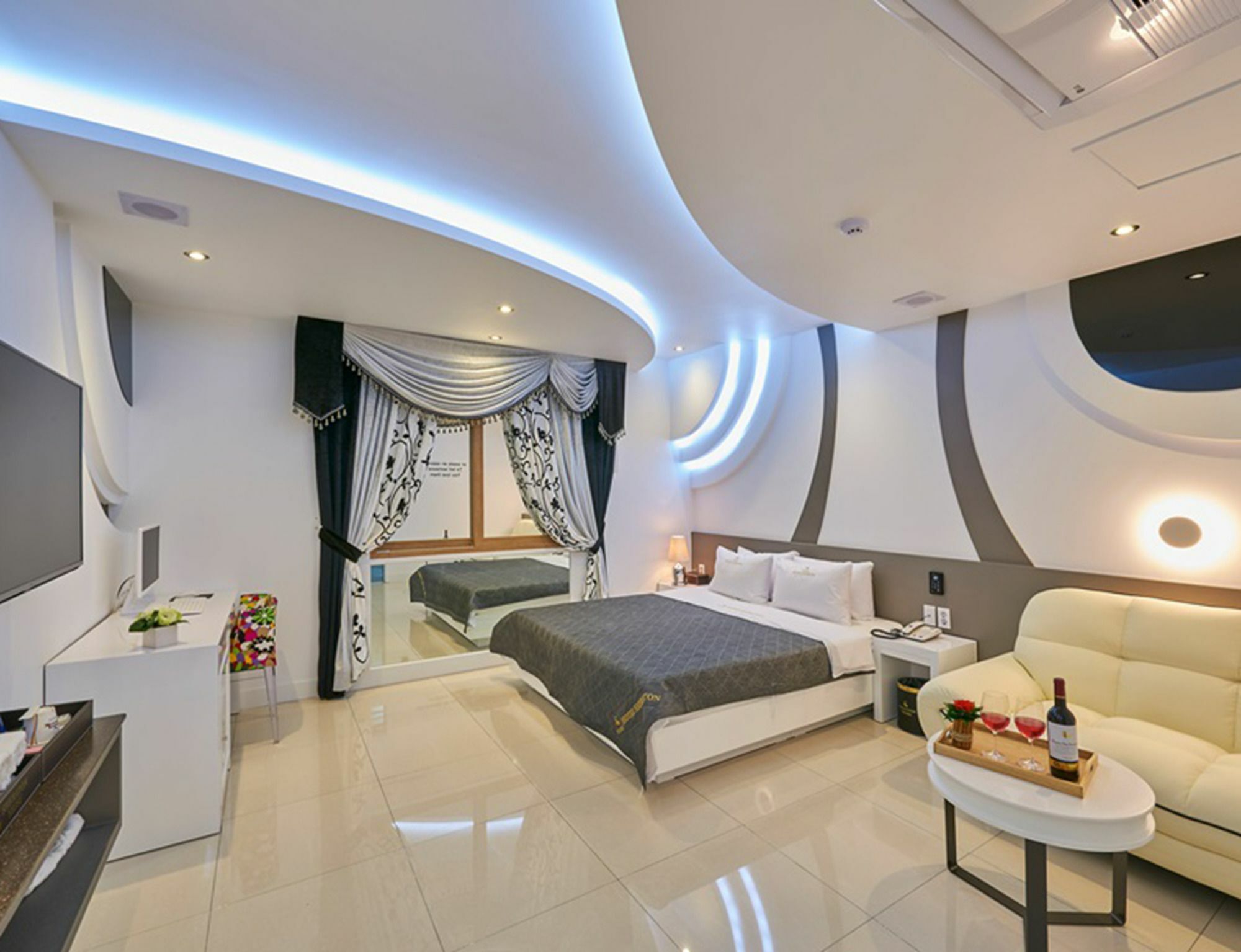Shell Stone Yeosu Business Hotel Extérieur photo